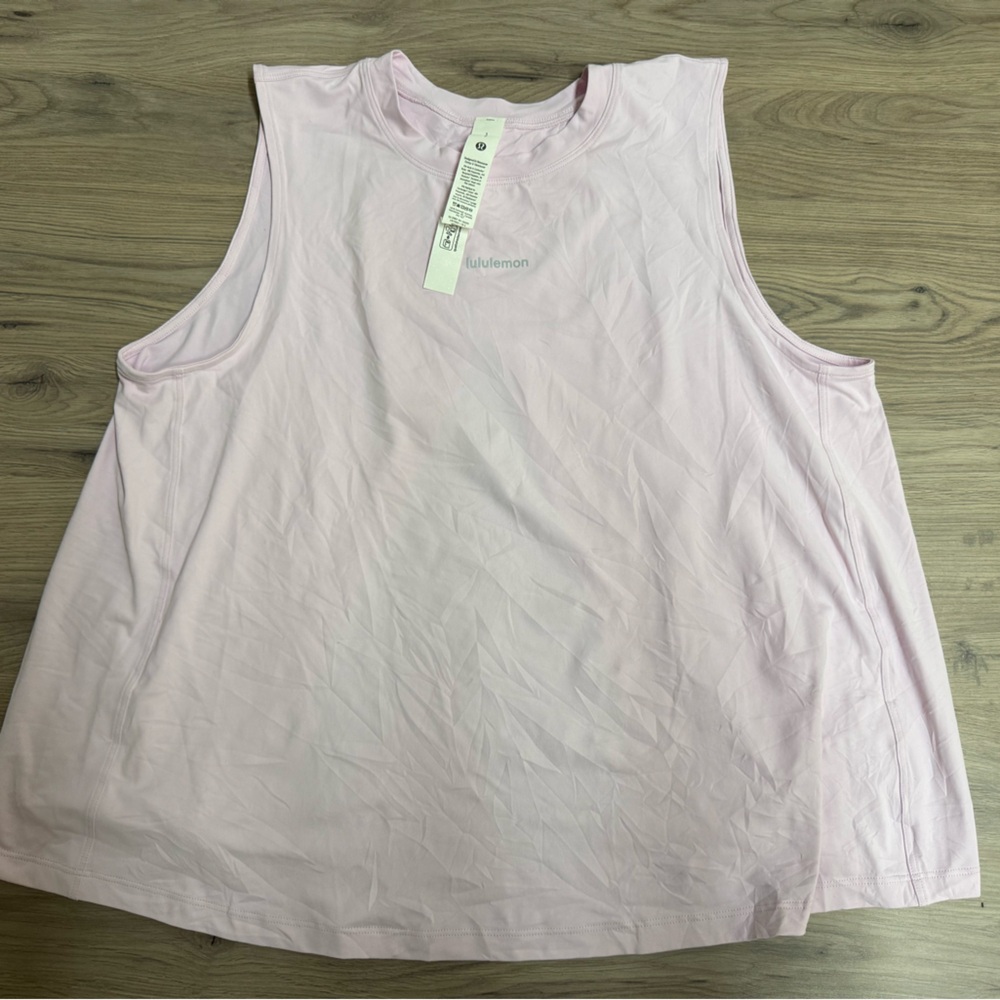 Lululemon tank